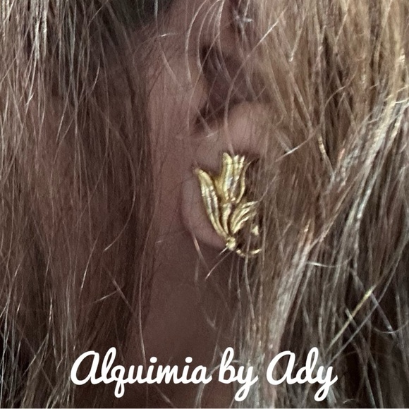 Alquimia Gold Nature-Inspired Earrings - Picture 1 of 1